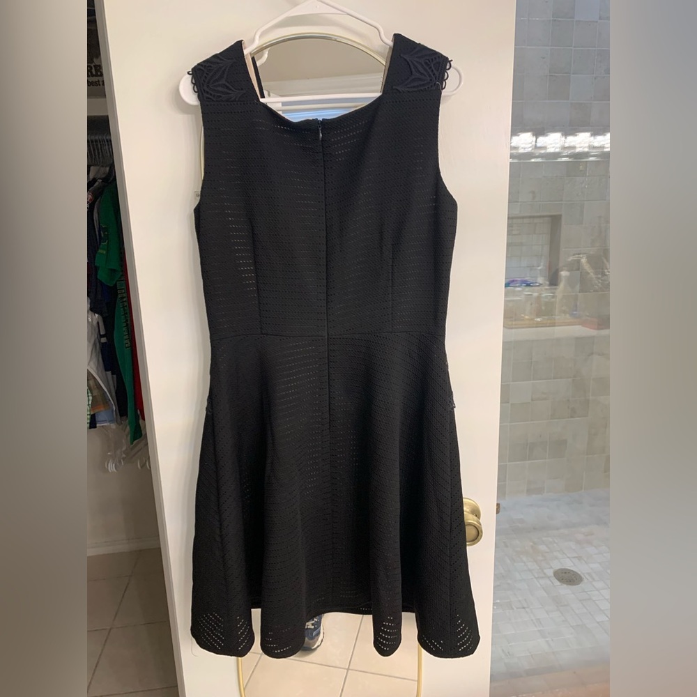 ANTONIO MELANI PreOwned Sweet Lace Black Tan Lining Skater Dress Size 10 - Picture 2 of 6